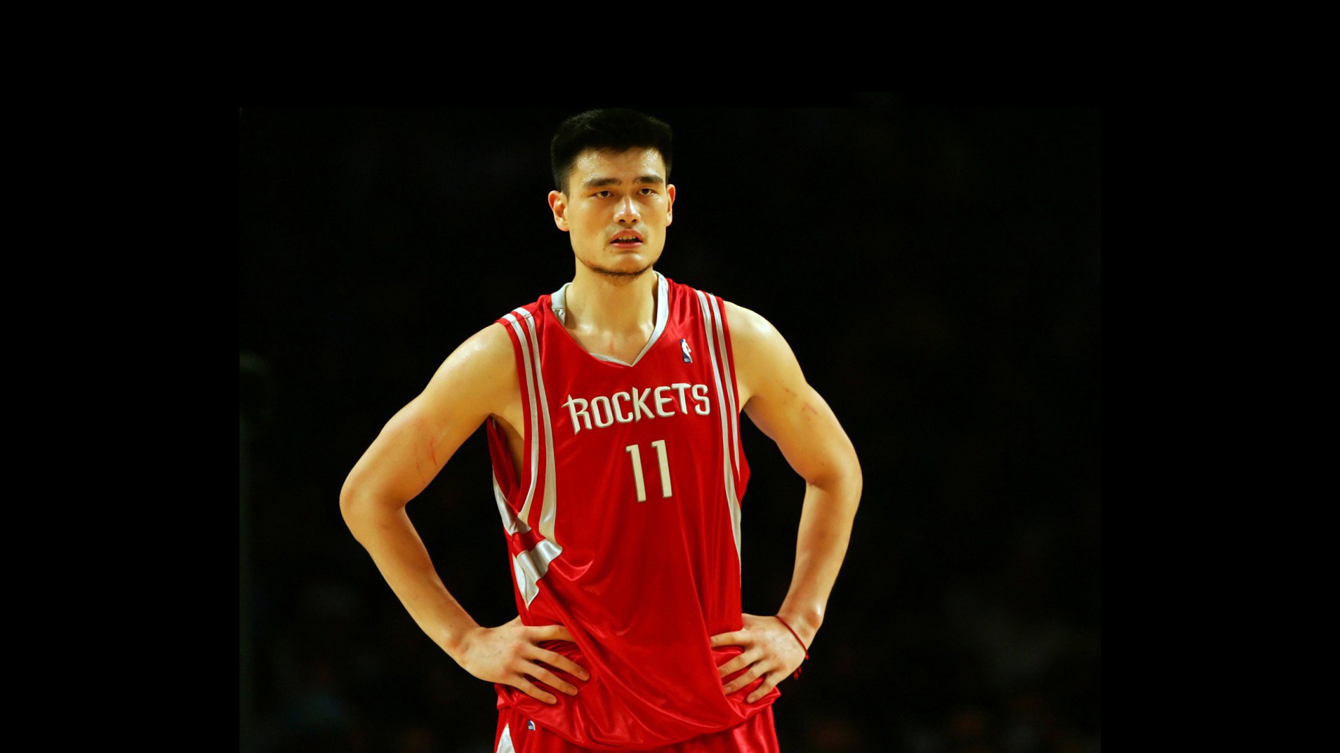 九游娱乐-皇马客场2-1战胜奥萨苏纳，艰难取胜，皇马对奥萨苏纳阵容