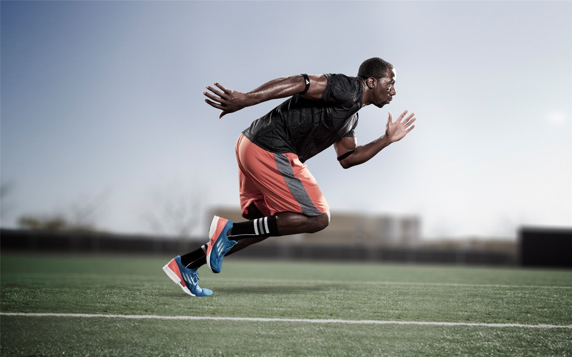 九游官方网站-“英超战局紧绷，球队皆在为高位拼杀”，英超太强